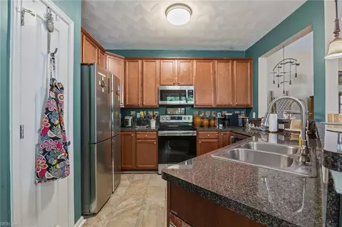 Kitchen - 14 Rutland Dr, Hampton, VA 23666 photo 1 of 2