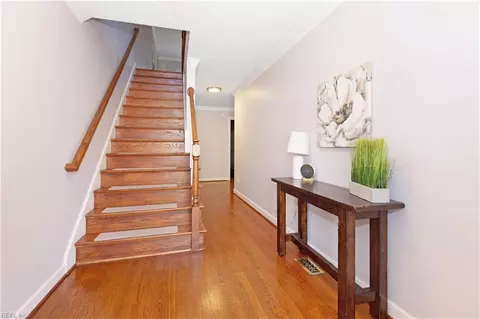 Entry Way - 73 Mizzen Cir, Hampton, VA 23664 photo 1 of 1