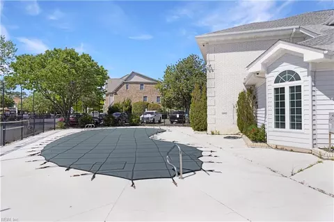 Exterior - 73 Mizzen Cir, Hampton, VA 23664 photo 7 of 7