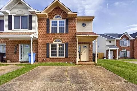 4214 Link Ct, Virginia Beach, VA 23462