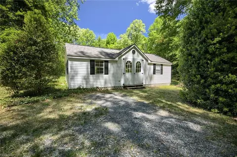 Exterior - 59 W Point Rd, Lancaster, VA 22503 photo 7 of 13