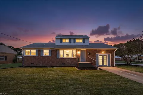 23 Eastlawn Dr, Hampton, VA 23664