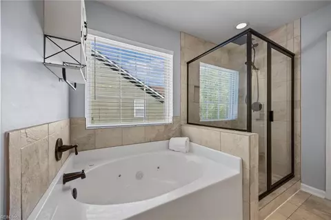 Bath - 348 Wisdom Path, Chesapeake, VA 23322 photo 4 of 5