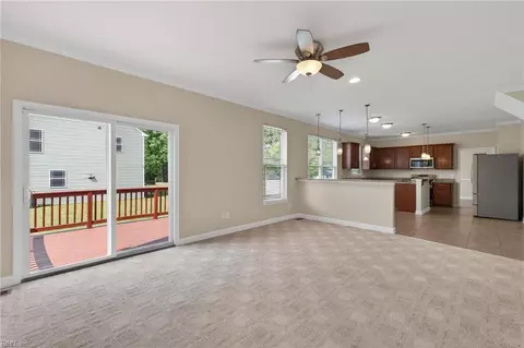Living - 9 Bruins Way, Hampton, VA 23666 photo 7 of 8