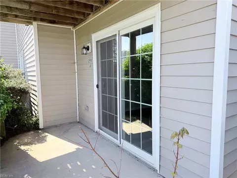 Exterior - 255 Lantana Ln #A, Hampton, VA 23669 photo 1 of 3