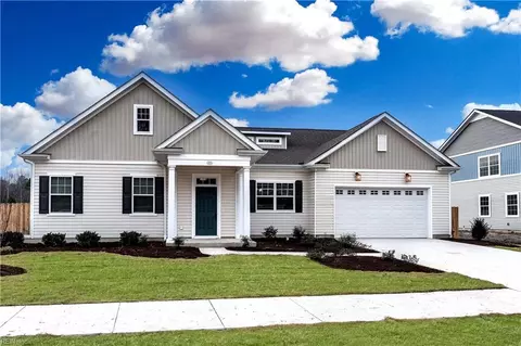 724 Crestfield Dr, Chesapeake, VA 23320