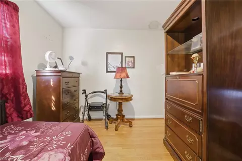 Bedroom - 734 Milton Dr, Hampton, VA 23666 photo 6 of 6