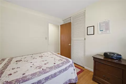 Bedroom - 734 Milton Dr, Hampton, VA 23666 photo 2 of 6