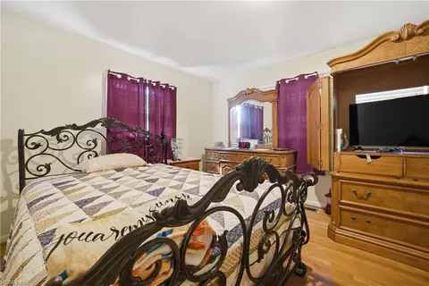 Bedroom - 734 Milton Dr, Hampton, VA 23666 photo 3 of 6