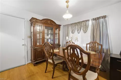 Dining - 734 Milton Dr, Hampton, VA 23666 photo 2 of 2