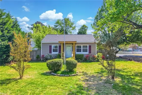 317 Richmond Dr, Hampton, VA 23664
