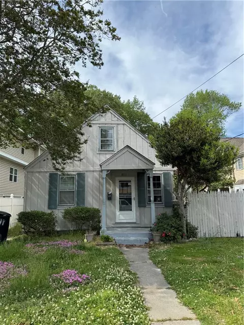 611 13th St, Virginia Beach, VA 23451