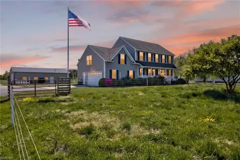 4901 Ballahack Rd, Chesapeake, VA 23322