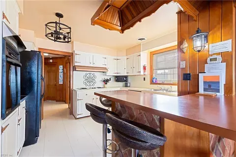 Kitchen - 2004 E Ocean View Ave, Norfolk, VA 23503 photo 2 of 5