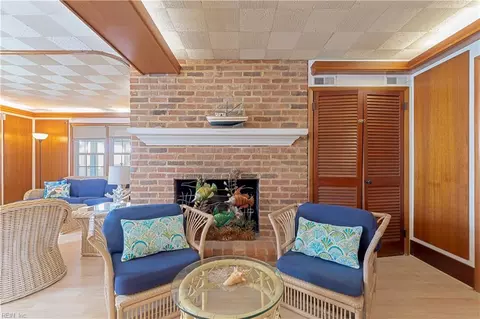 Living - 2004 E Ocean View Ave, Norfolk, VA 23503 photo 5 of 5