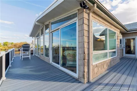 Exterior - 2004 E Ocean View Ave, Norfolk, VA 23503 photo 6 of 11