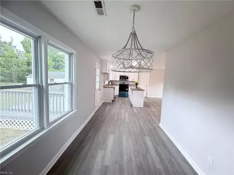 Entry Way - 1815 Gildner Rd, Hampton, VA 23666 photo 1 of 4