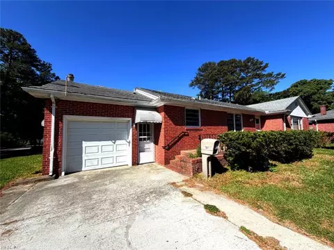 4425 Winchester Dr, Portsmouth, VA 23707