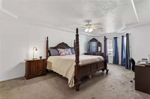 Bedroom - 708 Inlet Quay Quay #B, Chesapeake, VA 23320 photo 4 of 5