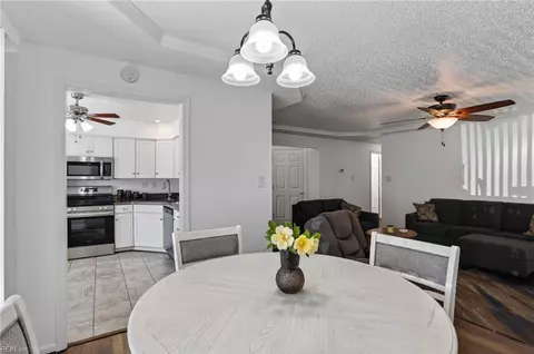 Dining - 708 Inlet Quay Quay #B, Chesapeake, VA 23320 photo 3 of 3