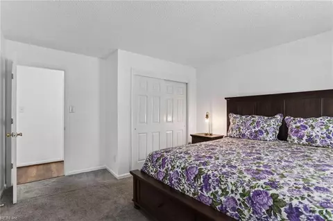 Bedroom - 708 Inlet Quay Quay #B, Chesapeake, VA 23320 photo 2 of 5