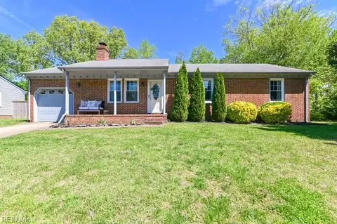 932 Bowling Green Trl, Chesapeake, VA 23320