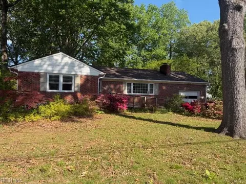 104 Bell Hill Dr, Yorktown, VA 23692