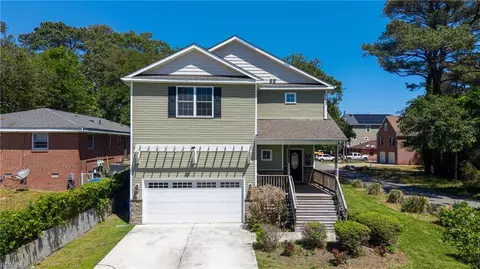 2922 Pretty Lake Ave, Norfolk, VA 23518