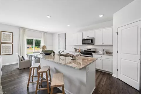 107 Gallop Way, Yorktown, VA 23690