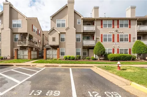 12811 Daybreak Cir, Newport News, VA 23608