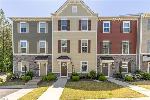 1709 Foremast Loop, Chesapeake, VA 23323