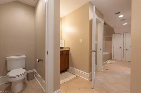 Entry Way - 334 Scone Castle Loop, Chesapeake, VA 23322 photo 3 of 4