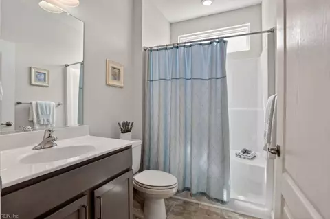 Bath - 1849 Bancroft Rd, Chesapeake, VA 23320 photo 1 of 5