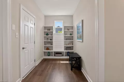 Entry Way - 1849 Bancroft Rd, Chesapeake, VA 23320 photo 8 of 8