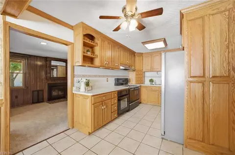 Kitchen - 722 Red Mill Rd, Norfolk, VA 23502 photo 1 of 3