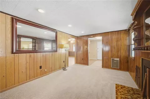 Living - 722 Red Mill Rd, Norfolk, VA 23502 photo 5 of 5