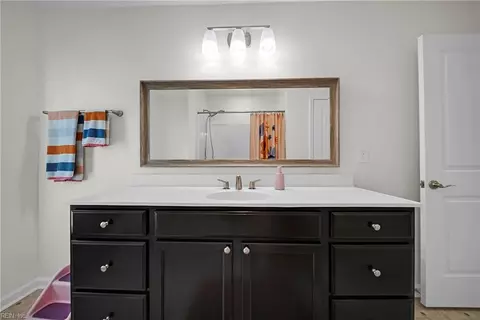 Bath - 503 Esterview Ln, Chesapeake, VA 23322 photo 2 of 2