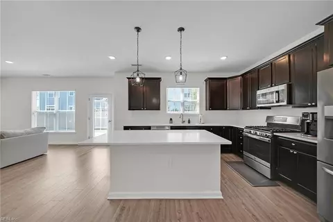 Kitchen - 503 Esterview Ln, Chesapeake, VA 23322 photo 1 of 2