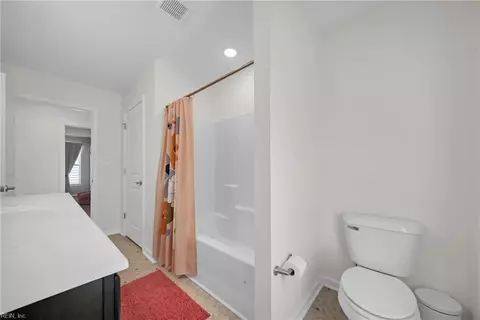 Entry Way - 503 Esterview Ln, Chesapeake, VA 23322 photo 14 of 14