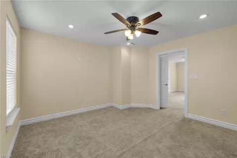 Bedroom - 710 Beach Rd, Hampton, VA 23664 photo 7 of 9