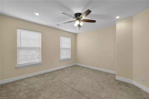 Bedroom - 710 Beach Rd, Hampton, VA 23664 photo 6 of 9