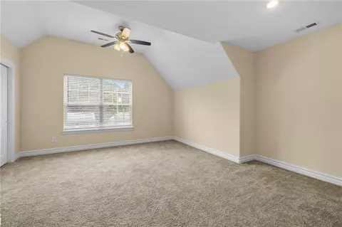 Bedroom - 710 Beach Rd, Hampton, VA 23664 photo 8 of 9