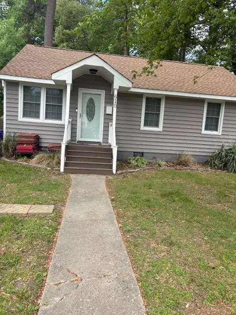 610 Mclawhorne Dr, Newport News, VA 23605