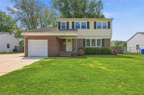 90 Saint Croix Dr, Newport News, VA 23602