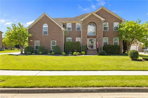 203 Riviara Pl, Chesapeake, VA 23322