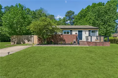 Exterior - 326 Duluth Ct, Hampton, VA 23666 photo 2 of 16