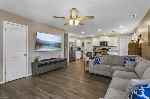Other - 326 Duluth Ct, Hampton, VA 23666 photo 6 of 11