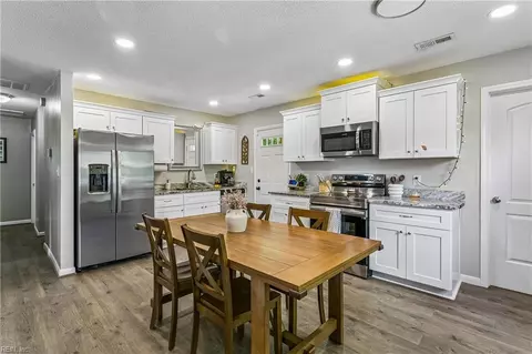 Kitchen - 326 Duluth Ct, Hampton, VA 23666 photo 1 of 3