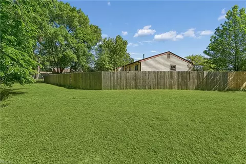 Exterior - 326 Duluth Ct, Hampton, VA 23666 photo 14 of 16