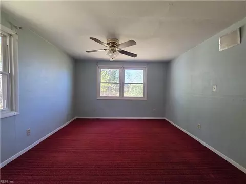 Bedroom - 4 Jordan Dr, Hampton, VA 23666 photo 1 of 6
